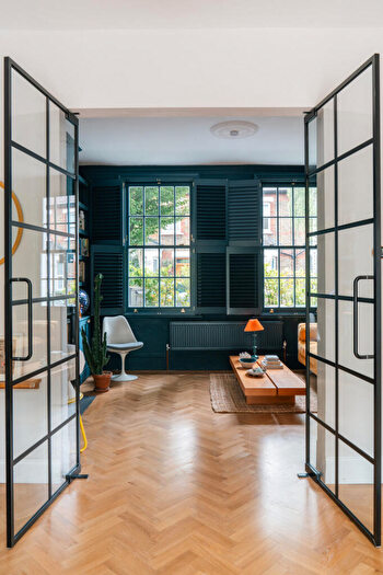 3 Bedroom Terraced House For Sale In Woodlands Road, London, E11