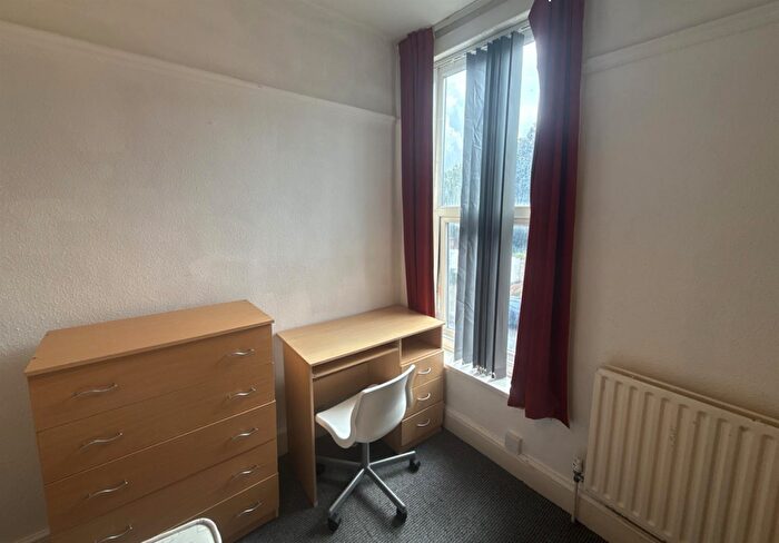 1 Bedroom Terraced House To Rent In Bedroom, First Floor Front Left, Birmingham, B16