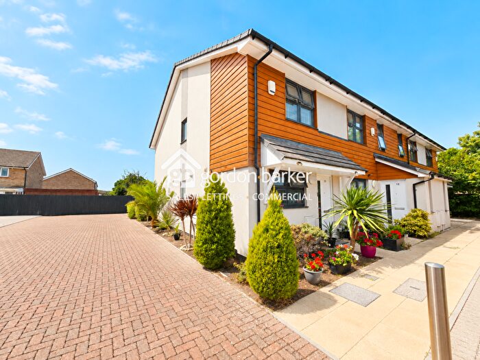 3 Bedroom End Of Terrace House For Sale In Cadnam Way, Bournemouth, Bournemouth Christchurch Poole, BH8