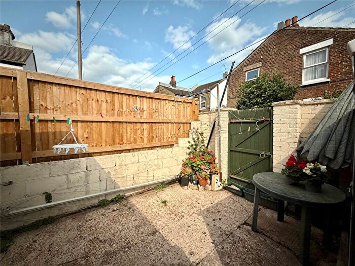 3 Bedroom Terraced House For Sale In Latimer Road, Redoubt, Eastbourne, BN22