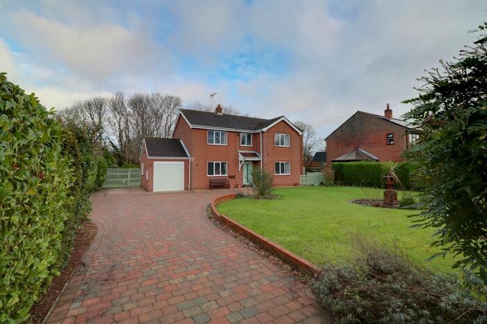 4 Bedroom Detached House For Sale In South End, Goxhill, Barrow-Upon-Humber, DN19