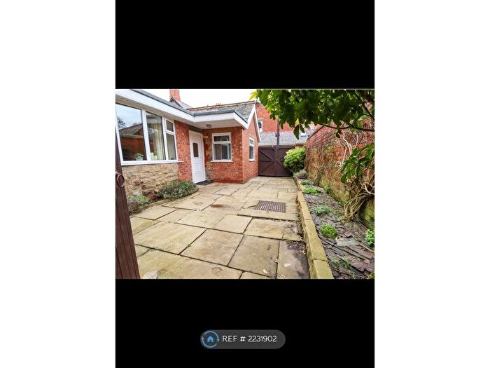 1 Bedroom Bungalow To Rent In Clifton Drive North, Lytham St. Annes, FY8