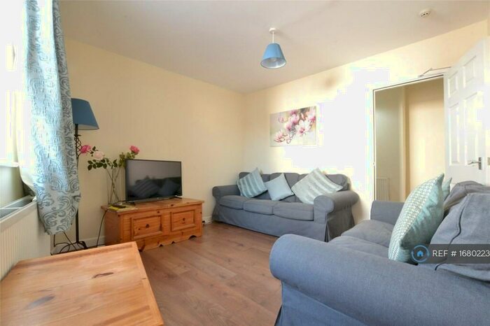 6 Bedroom Terraced House To Rent In Bristol Road, Gloucester, GL1