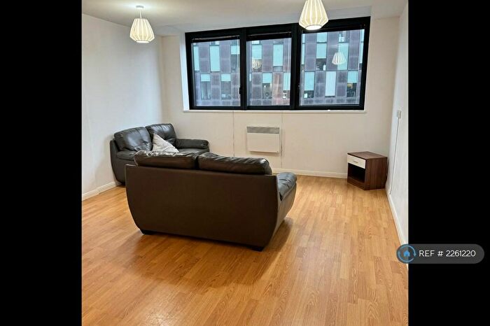 2 Bedroom Flat To Rent In Mann Island, Liverpool, L3