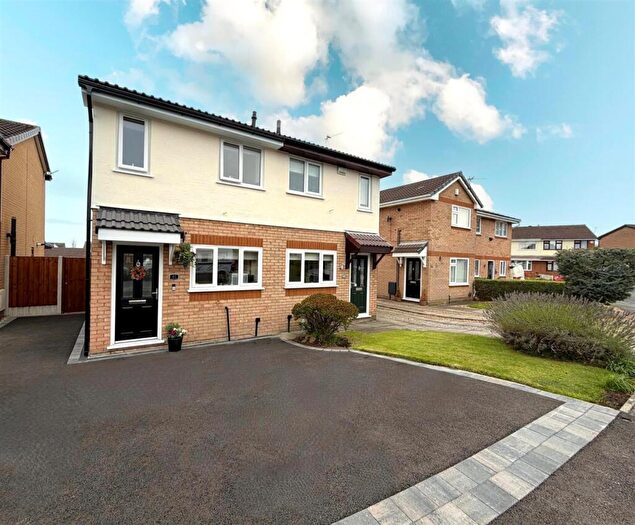 2 Bedroom Semi-Detached House For Sale In Wharfedale, Westhoughton, Bolton, BL5
