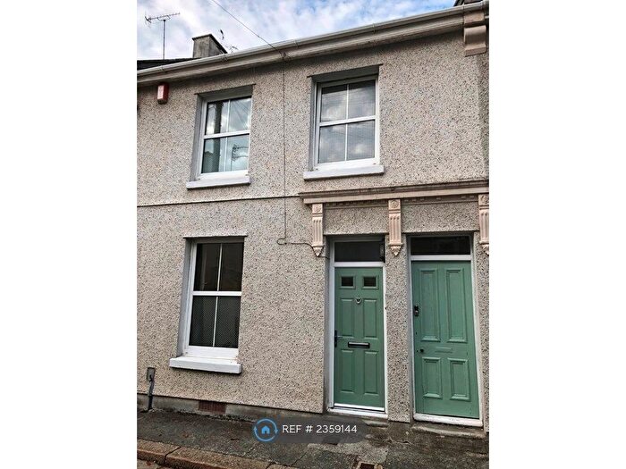 2 Bedroom Terraced House To Rent In York Place, Plymouth, PL2