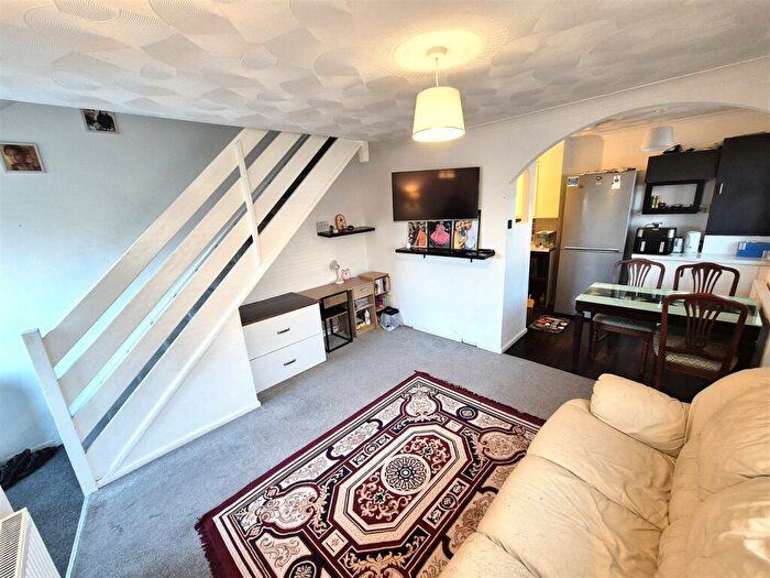 2 Bedroom Semi-Detached House For Sale In Aspen Gardens, Poole, BH12