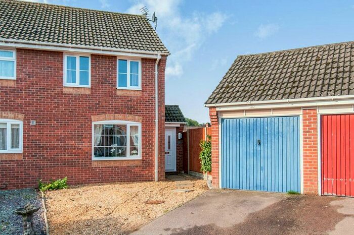 2 Bedroom End Of Terrace House To Rent In Bluebell Walk, Brandon, IP27