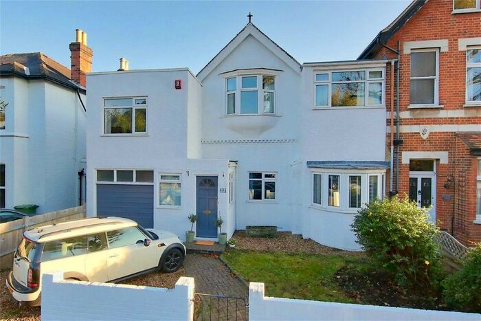 5 Bedroom Property To Rent In Holmesdale Road, Teddington, TW11