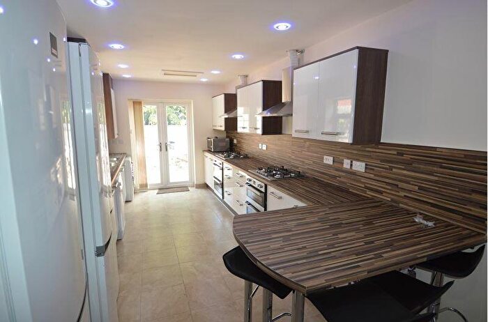 12 Bedroom Terraced House To Rent In Hubert Road, Selly Oak, Birmingham, B29