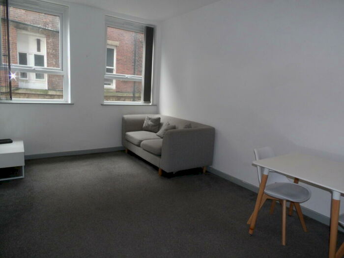 Apartment To Rent In Newspaper House, BB1