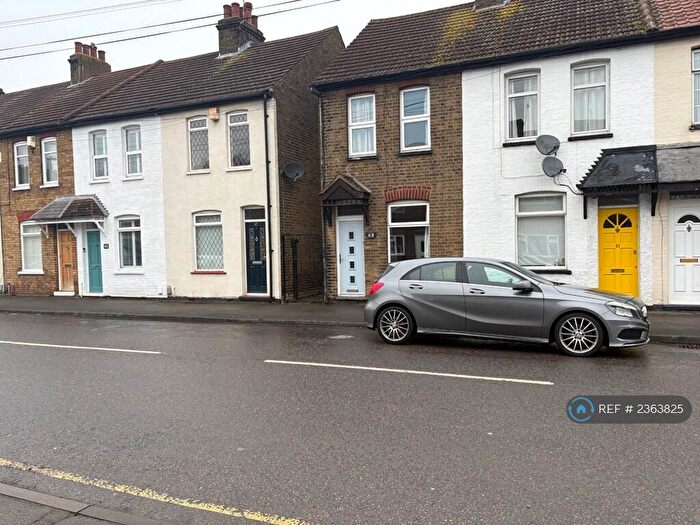 2 Bedroom Terraced House To Rent In Cadmore Lane, Cheshunt, Waltham Cross, EN8