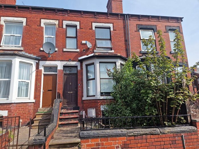 4 Bedroom Terraced House To Rent In Savile Road, Leeds, LS7