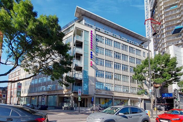 2 Bedroom Flat To Rent In City Road, City, London, EC1V