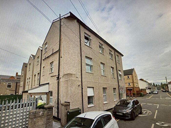 2 Bedroom Flat To Rent In New Street, Newport, NP20