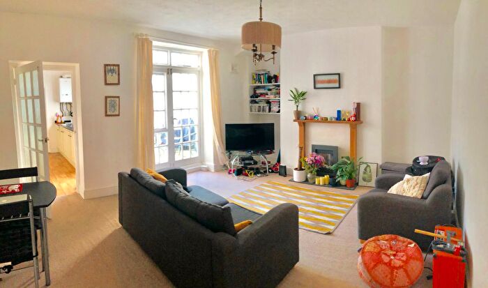 1 Bedroom Flat To Rent In Chichester Place, Brighton, BN2