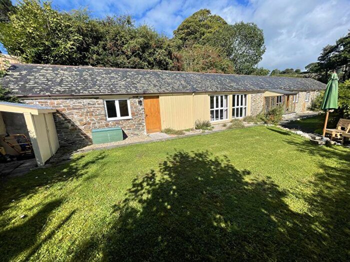 2 Bedroom Barn Conversion For Sale In Lerryn, Lostwithiel, PL22