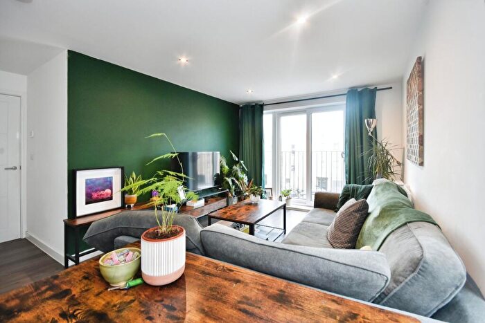 2 Bedroom Flat For Sale In Enriqueta Rylands Close, Manchester, Lancashire, M32