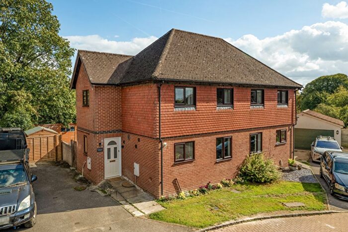 3 Bedroom Semi-Detached House For Sale In Foxdown, Overton, Basingstoke, RG25