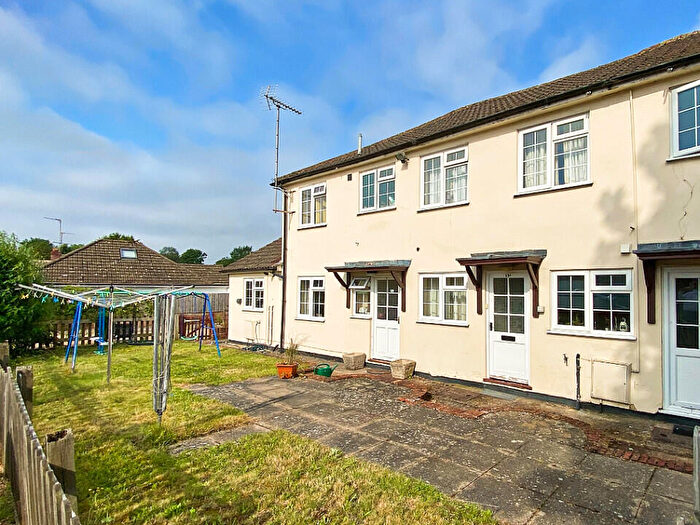 2 Bedroom Maisonette To Rent In Sturt Road, Frimley Green, Camberley, GU16