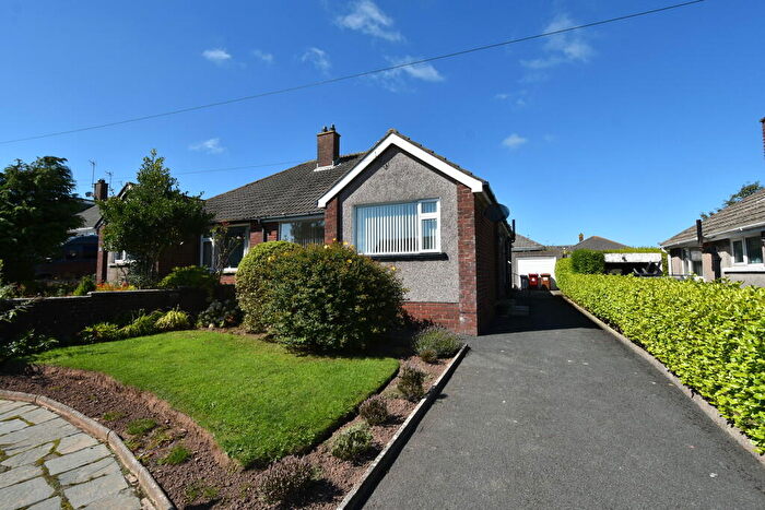 2 Bedroom Semi-Detached Bungalow For Sale In Rydal Avenue, Barrow-in-Furness, LA14
