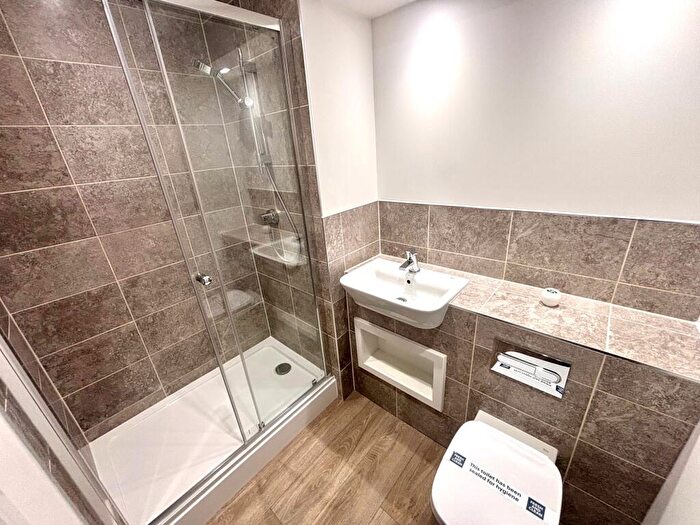 2 Bedroom Apartment To Rent In Greensfield Close, Gateshead, NE8