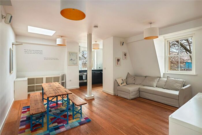 2 Bedroom Flat To Rent In The Pigeons, Romford Road, Stratford, London, E15