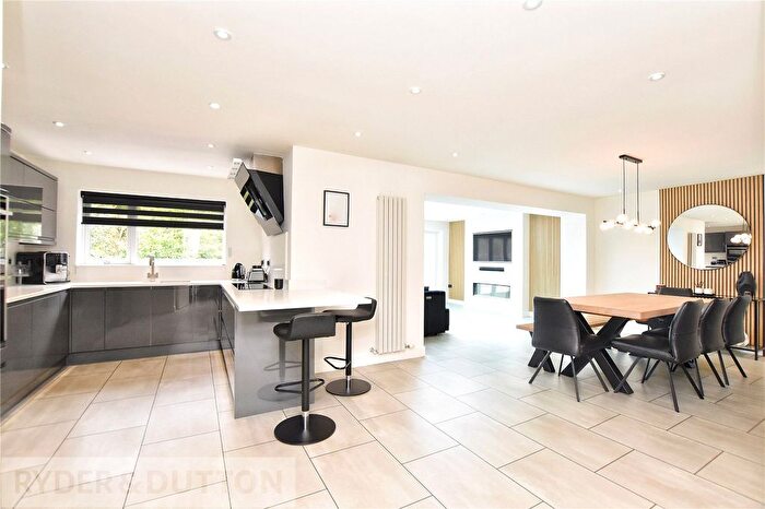 4 Bedroom Detached House For Sale In Wrenbury Drive, Burnedge, Rochdale, Lancashire, OL16