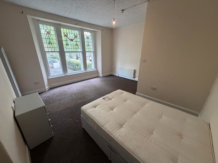 2 Bedroom Flat To Rent In Graingerville South, Newcastle Upon Tyne, NE4