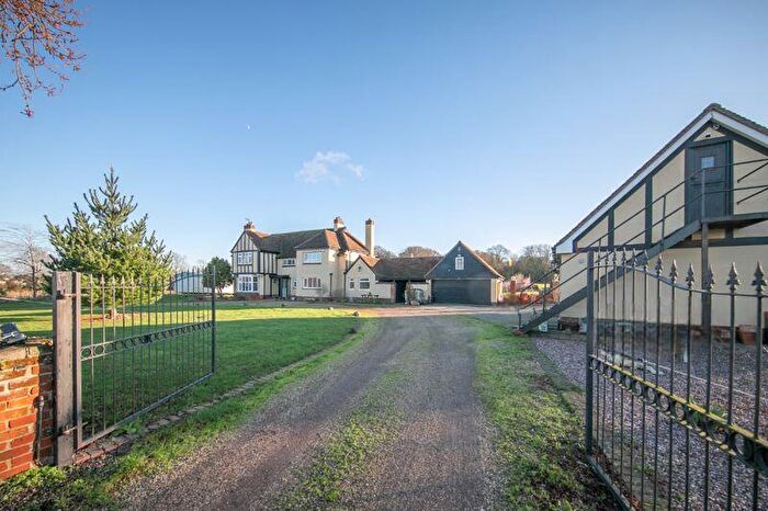5 Bedroom Country House For Sale In Gutteridge Hall Lane, Weeley, Clacton-On-Sea, CO16