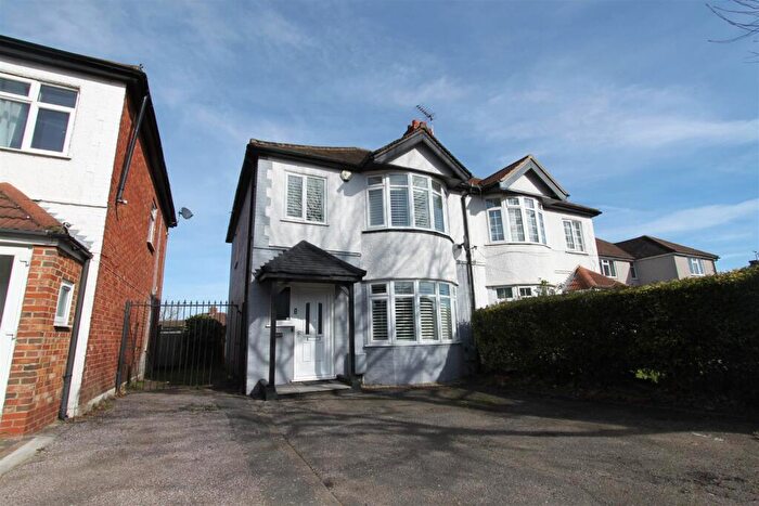 3 Bedroom Semi Detached House For Sale In Sidcup Road, New Eltham, London, SE9