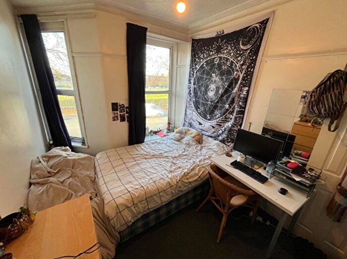 8 Bedroom Semi-Detached House To Rent In Gloucester Road, Bristol, BS7