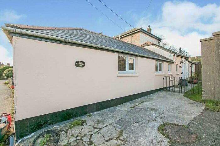 2 Bedroom Semi-Detached Bungalow To Rent In Penhallick, Carn Brea, Redruth, TR15