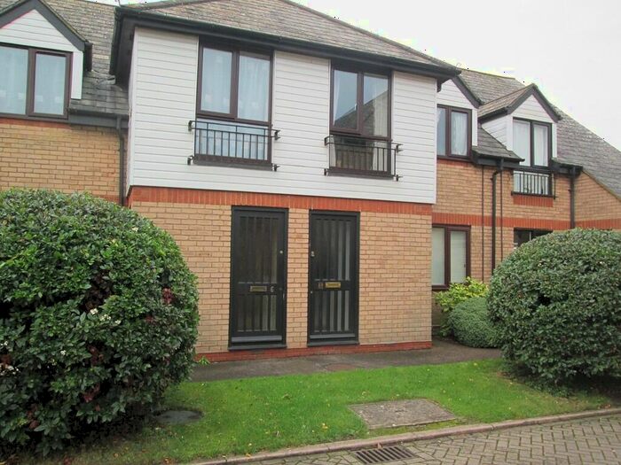 1 Bedroom Apartment To Rent In Stamford Close, Royston, SG8