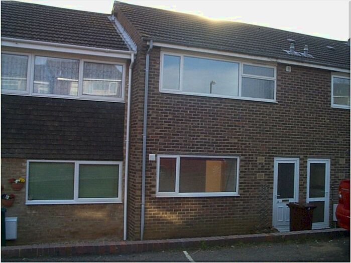 2 Bedroom Terraced House To Rent In Winters Way, Banbury, OX15