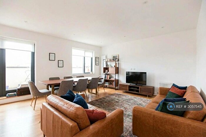 2 Bedroom Flat To Rent In Claridge House, London, NW10
