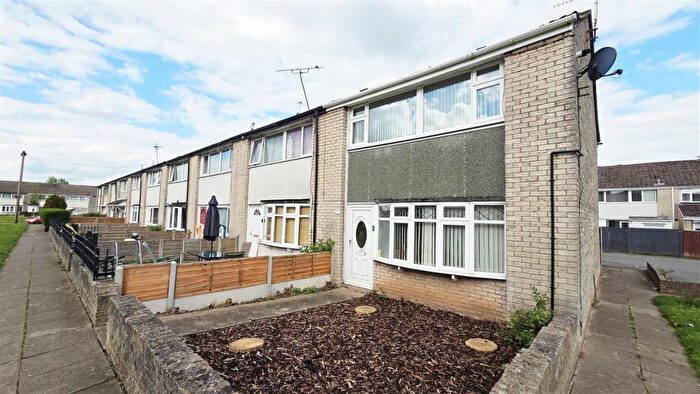 3 Bedroom Mews To Rent In Severn Walk, Winsford, CW7