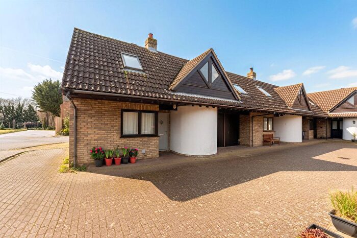 2 Bedroom End Terrace House For Sale In College Farm Court, Fen Drayton, Cambridge, CB24