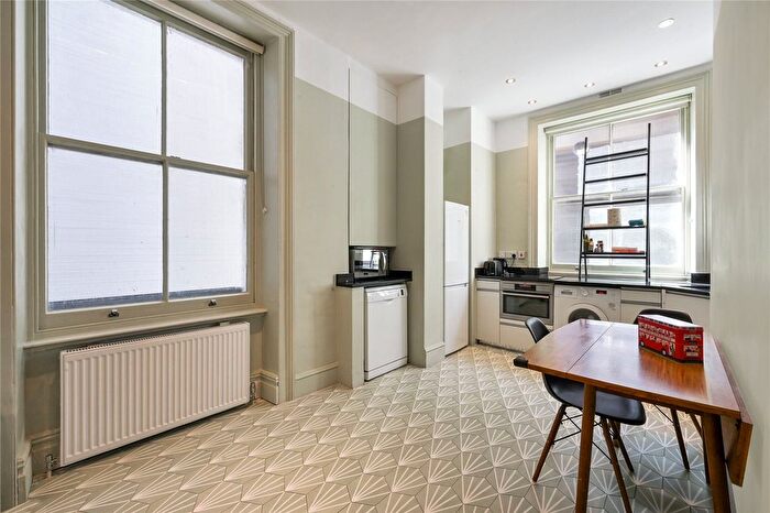 4 Bedroom Flat To Rent In Hyde Park Mansions, Cabbell Street, NW1