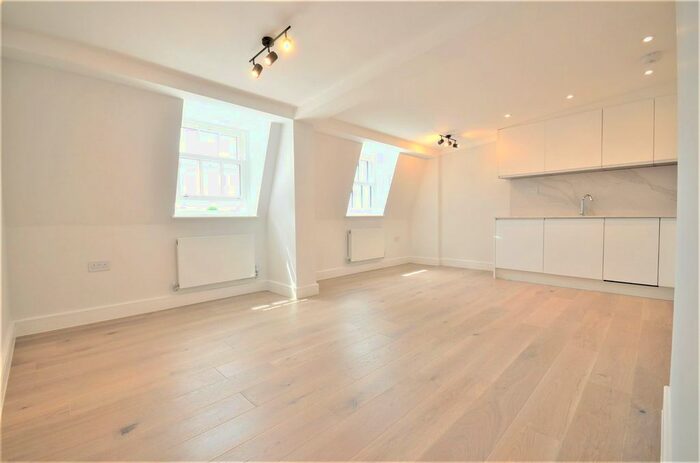 1 Bedroom Flat To Rent In Chiswick High Road, London, W4