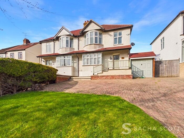 3 Bedroom Semi-Detached House For Sale In Warren Road, Banstead, SM7