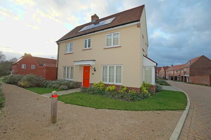 3 Bedroom Detached House To Rent In Partridge Way, Wickham, Fareham, PO17