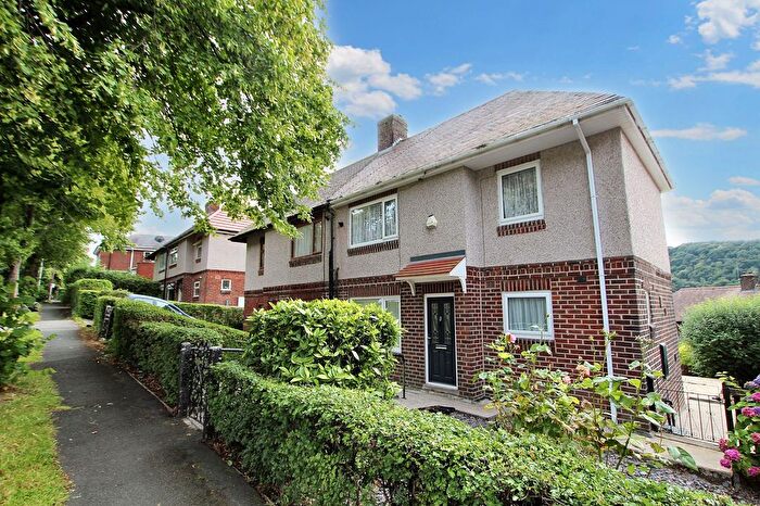 3 Bedroom Semi-Detached House For Sale In Oak Avenue, Todmorden, OL14