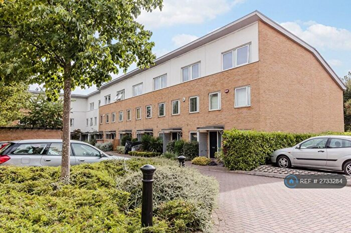 3 Bedroom Terraced House To Rent In Holmes Close, London, SE22