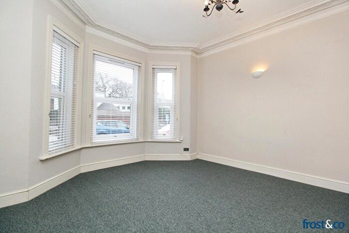 2 Bedroom Flat To Rent In Balmoral Road, Lower Parkstone, BH14