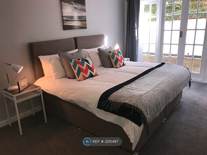 2 Bedroom Flat To Rent In Leam Terrace, Leamington Spa, CV31