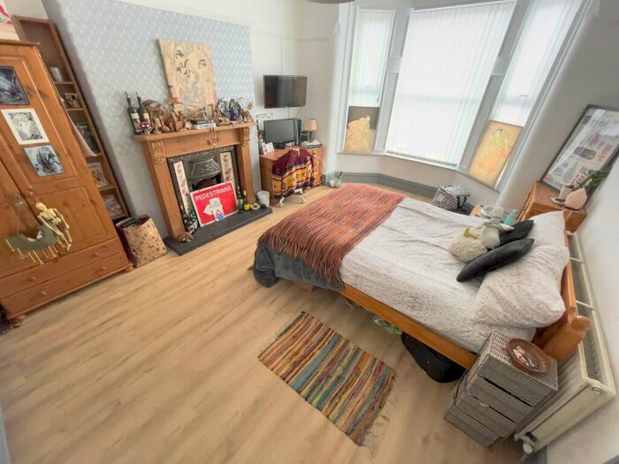 6 Bedroom House To Rent In Lidderdale Road, L15