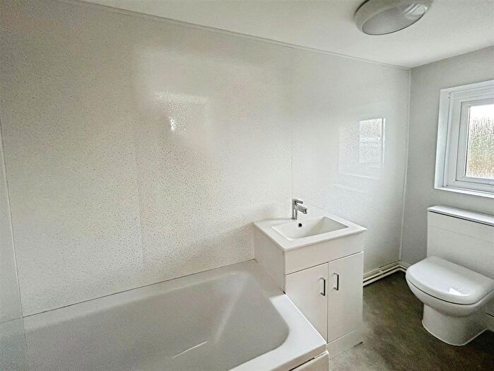1 Bedroom Flat To Rent In Tyndale Park, Herne Bay, CT6