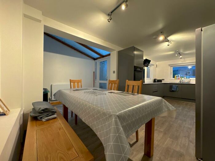 4 Bedroom Terraced House To Rent In Flora Street, Cathays, CF24