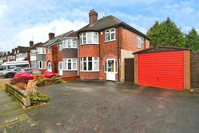 3 Bedroom Semi Detached House For Sale In Ewell Road, Birmingham, B24